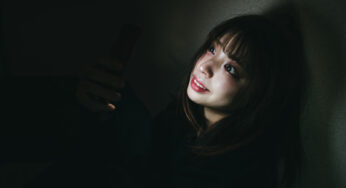【一瞬で】Webフォントを使っているとページ表示後に一瞬、既存のフォントが見えてしまう件【解決】